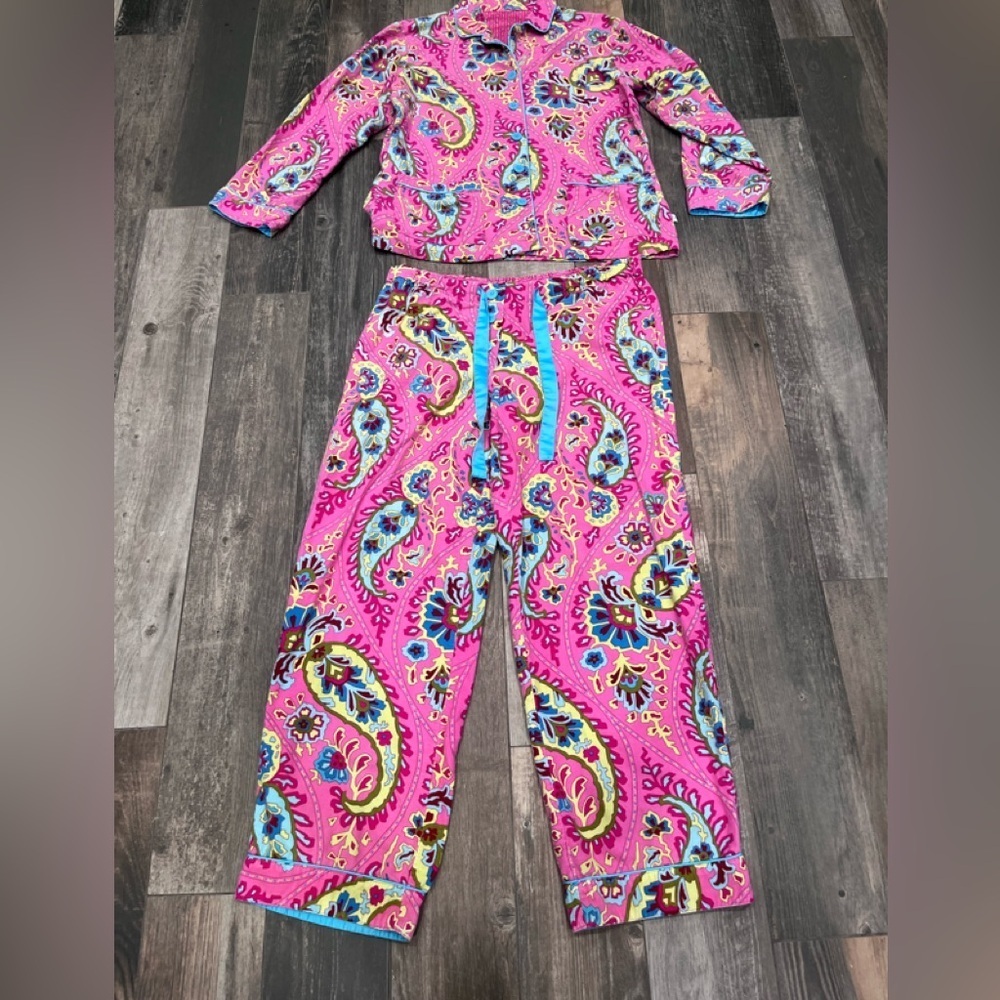 Nick & Nora Pink Paisley 2 piece Flannel Pajama Set Medium